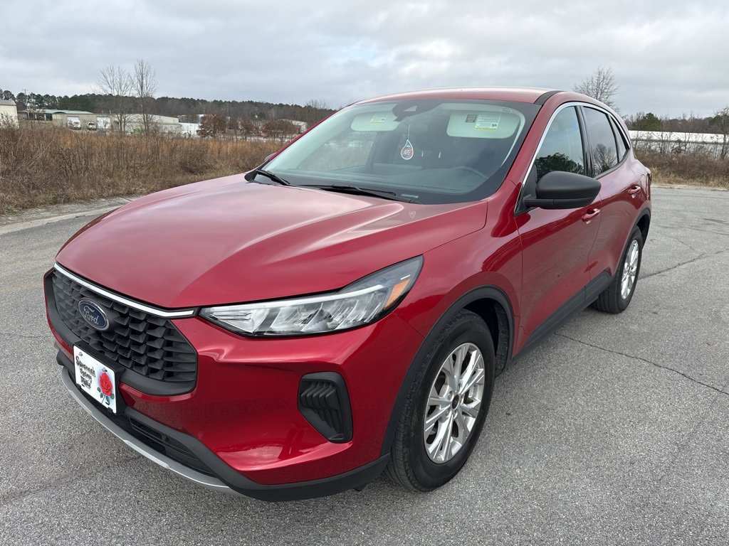 2023 Ford Escape Active's photo