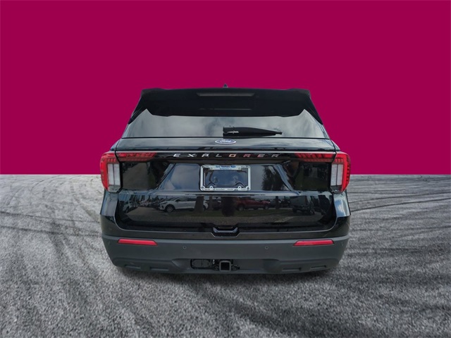 2026 Ford Explorer photo 4