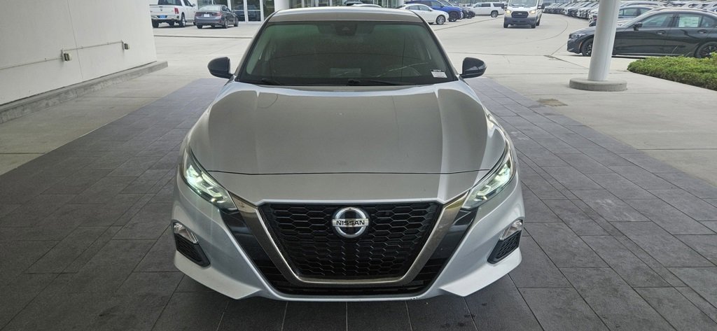 Used 2020 Nissan Altima SR with VIN 1N4BL4CV7LN310898 for sale in D'Iberville, MS