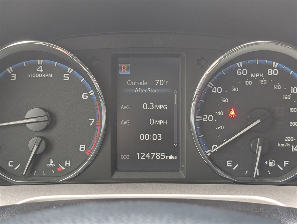 2016 Toyota RAV4 XLE photo 18