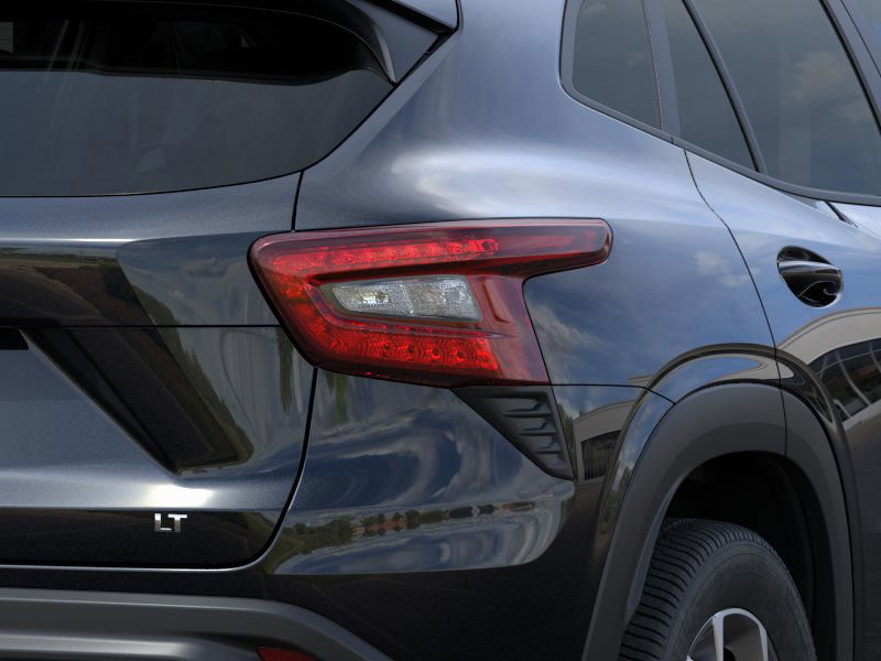 2025 Chevrolet Trax LT photo 6
