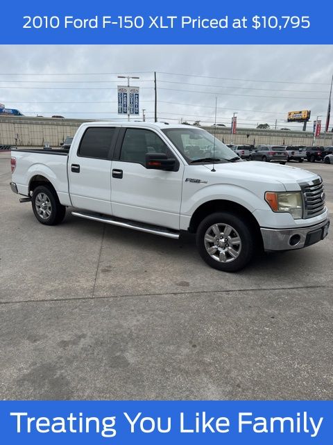 2010 Ford F-150 XLT's photo