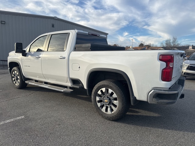 2023 Chevrolet Silverado 2500HD LT photo 4
