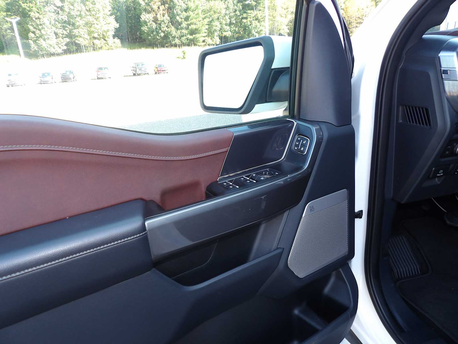 2022 Ford F-150 Lariat photo 9