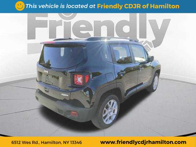 2022 Jeep Renegade Latitude photo 4