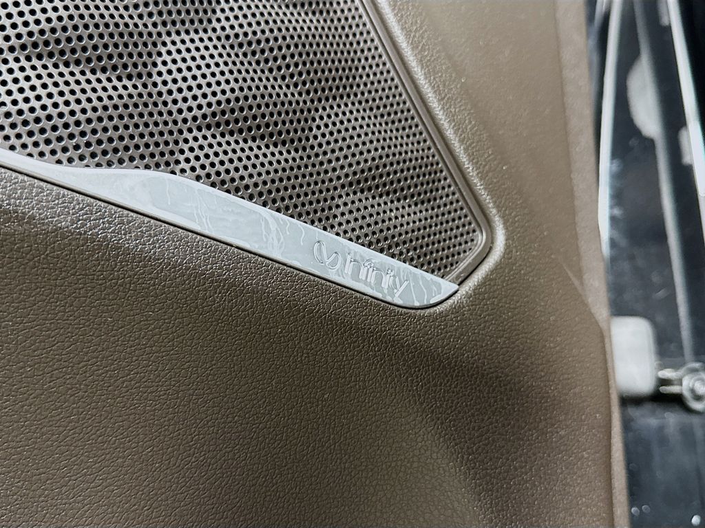 2020 Hyundai Santa Fe Limited photo 23
