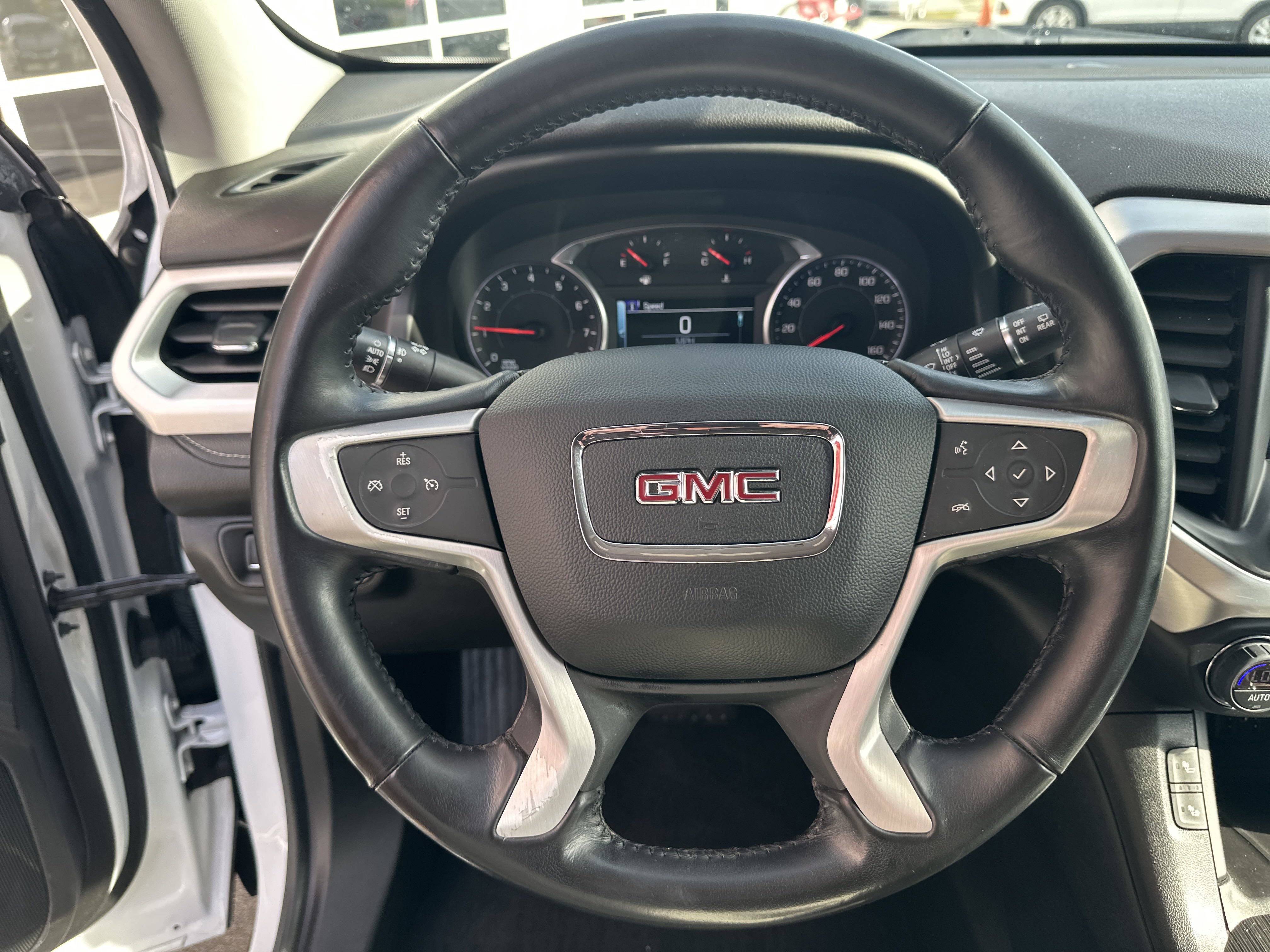 2019 Gmc Acadia SLT photo 4