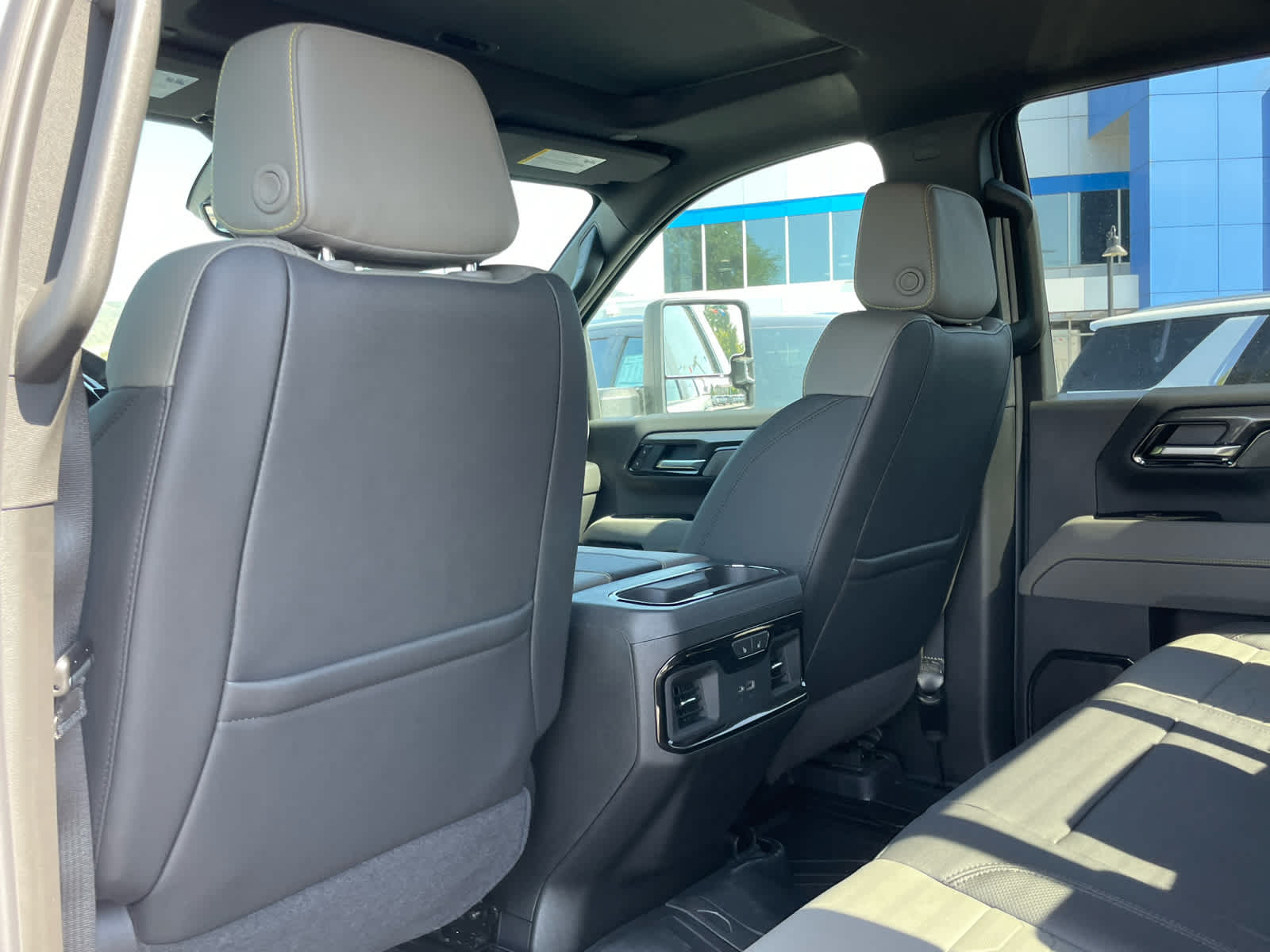 2025 Chevrolet Silverado 2500HD ZR2 photo 19