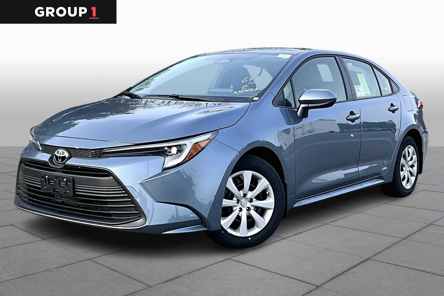 2026 Toyota Corolla LE's photo