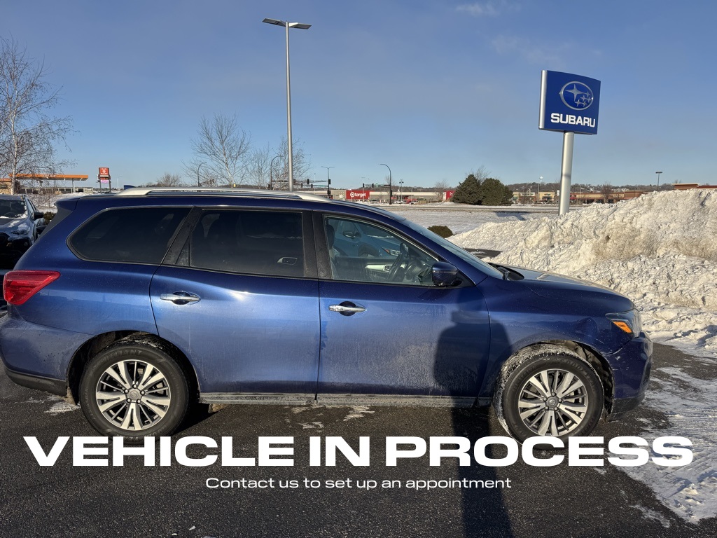 Used 2020 Nissan Pathfinder SL with VIN 5N1DR2CM4LC598822 for sale in Rochester, Minnesota