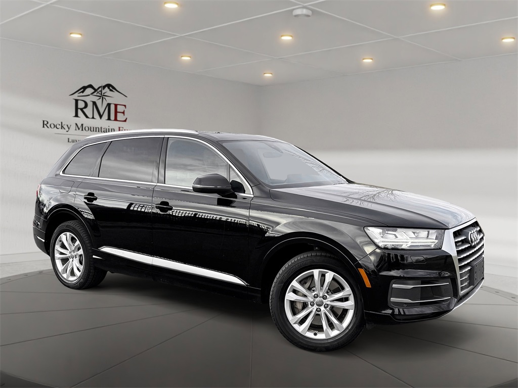 2017 Audi Q7 Premium Plus's photo