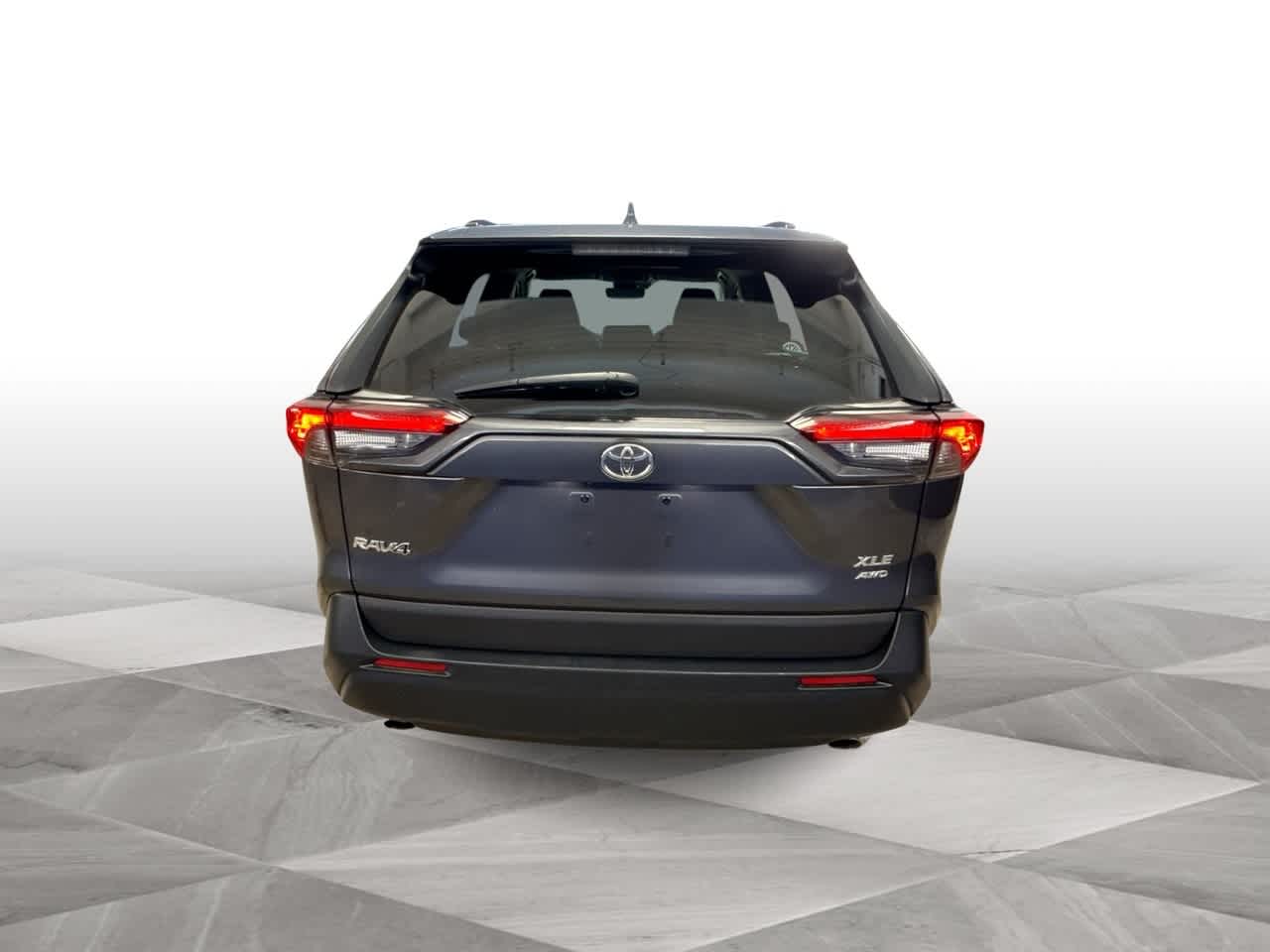 2023 Toyota RAV4 XLE photo 7