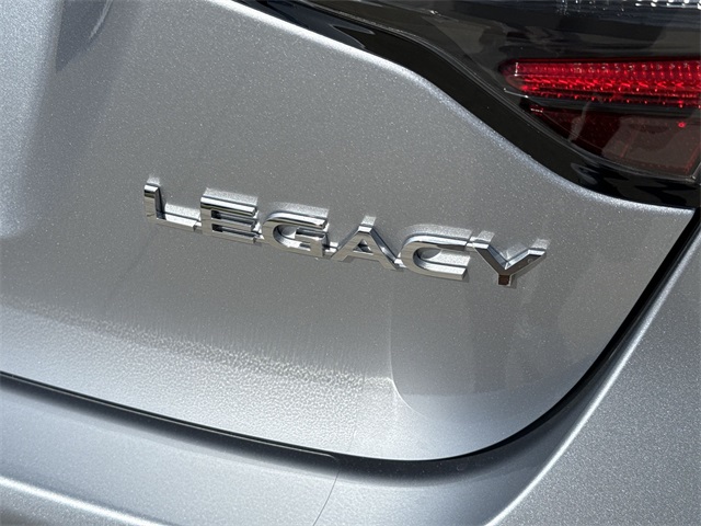 2025 Subaru Legacy Base photo 13