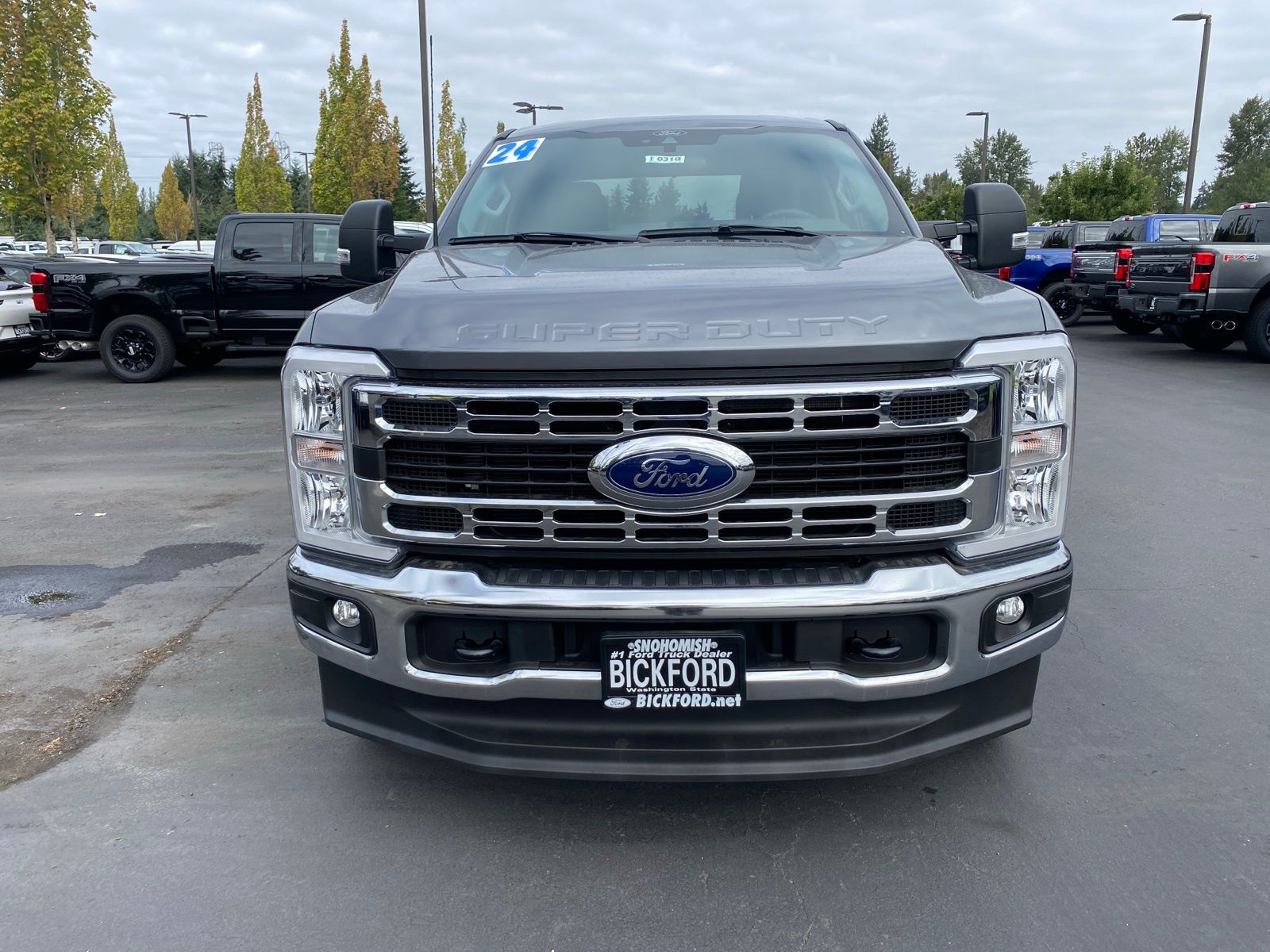 2024 Ford F-350 photo 2