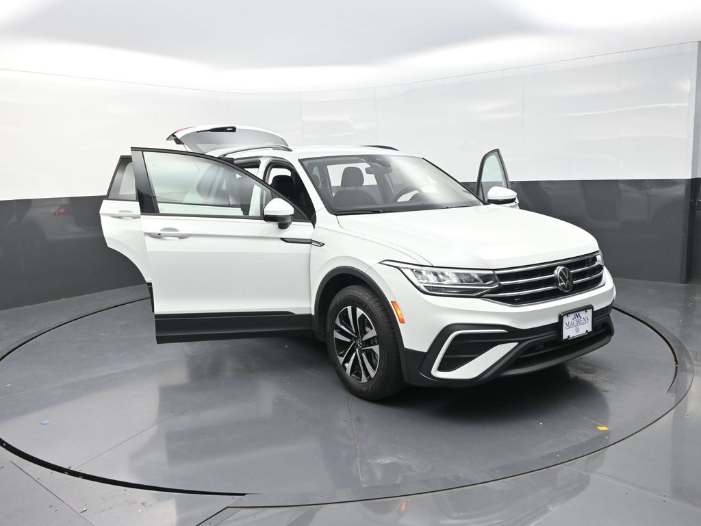 2024 Volkswagen Tiguan S photo 25
