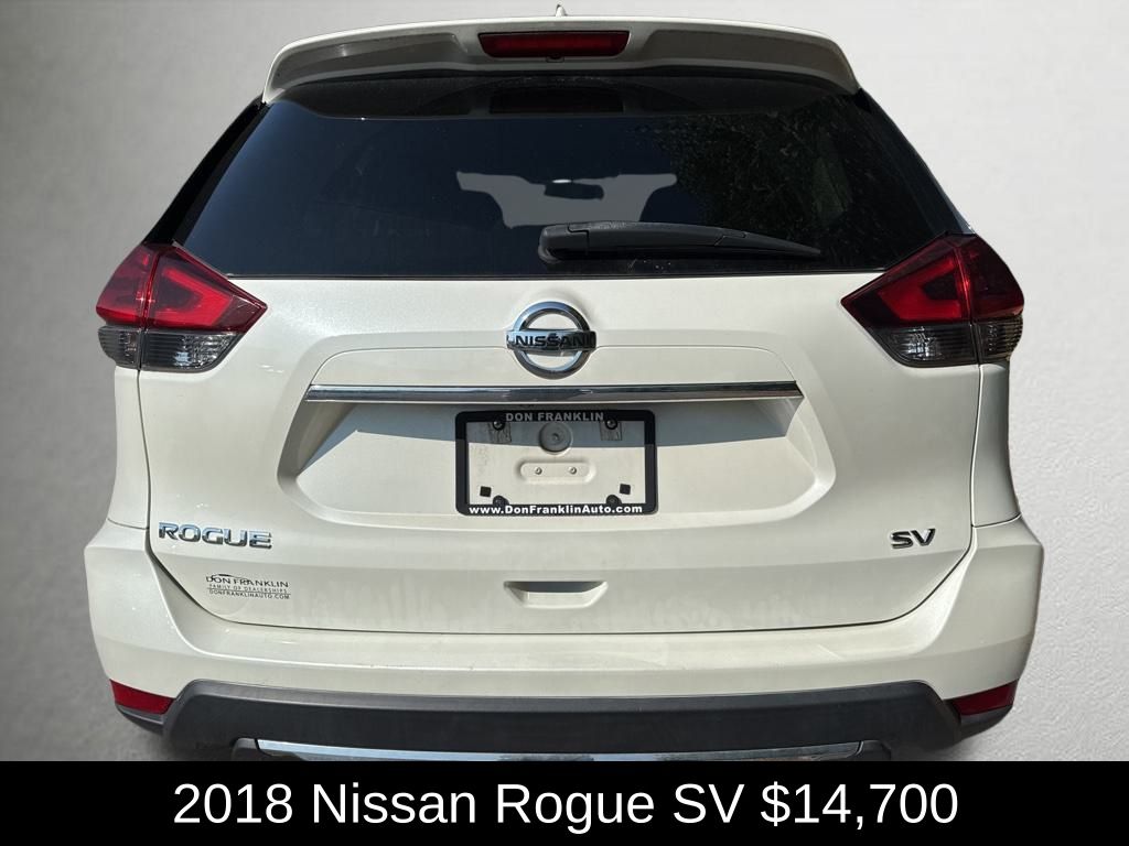 2018 Nissan Rogue SV photo 3