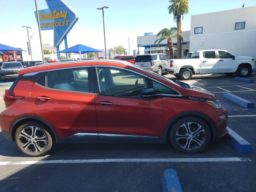 2020 Chevrolet Bolt EV Premier photo 3
