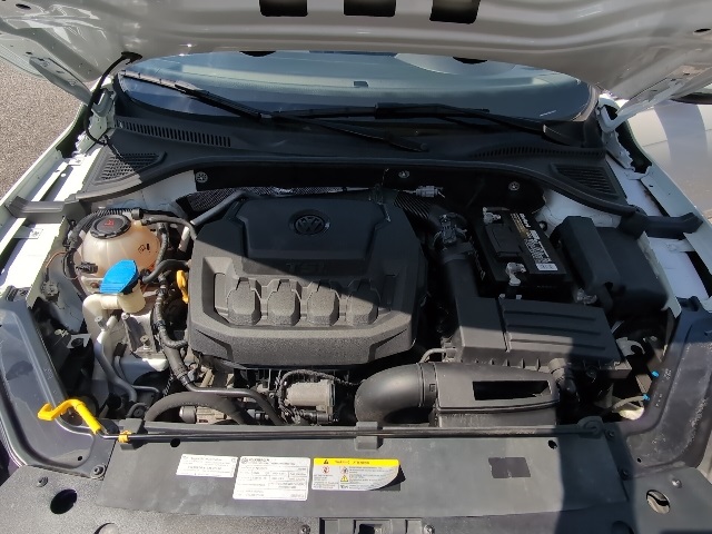 2021 Volkswagen Passat 2.0T SE photo 11