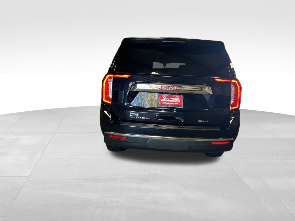 2022 Gmc Yukon XL SLT photo 3