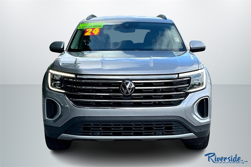 2024 Volkswagen Atlas SE Technology photo 2