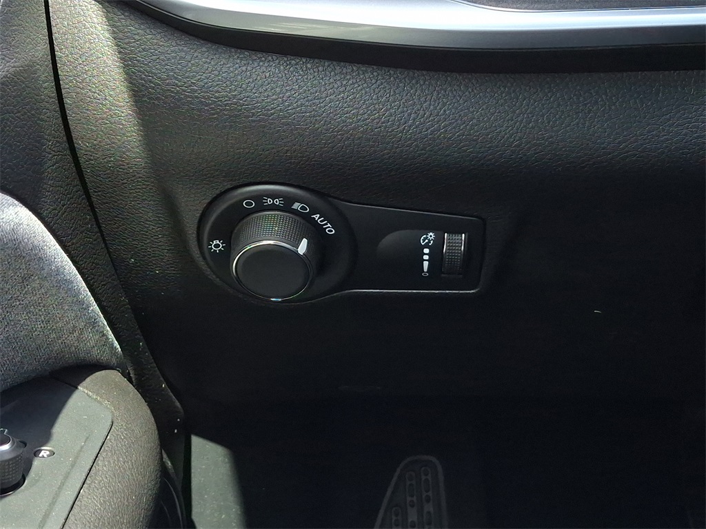 2025 Jeep Compass Sport photo 22