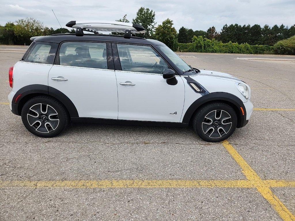 2011 Mini Countryman S photo 6