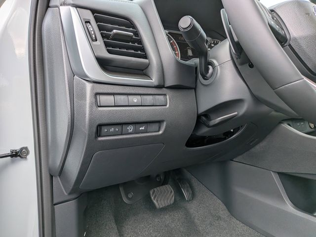 2026 Nissan Rogue SV photo 13