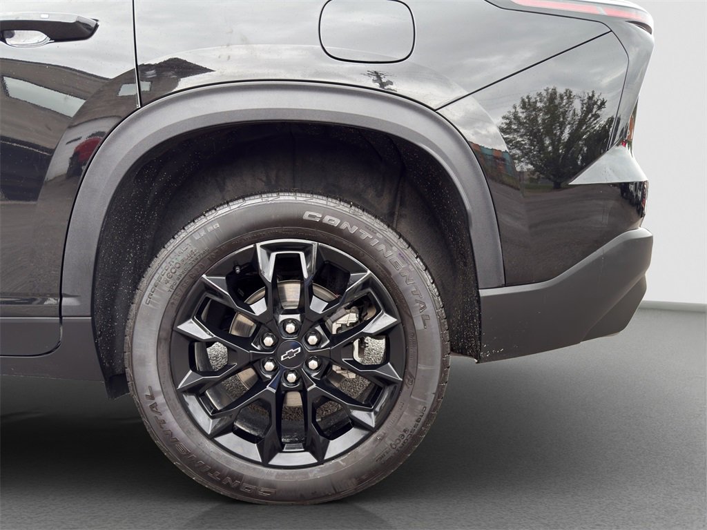 2024 Chevrolet Traverse LS photo 11