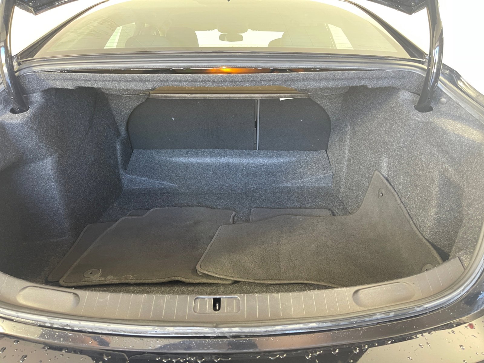 2018 Chevrolet Impala 1LT photo 19