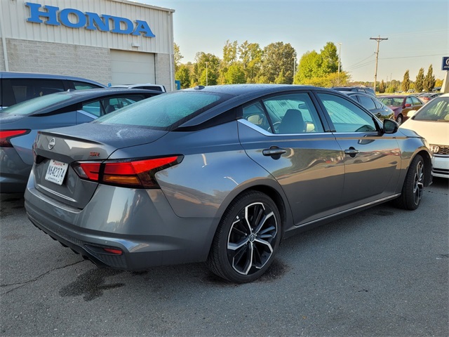 2024 Nissan Altima 2.5 SR photo 3