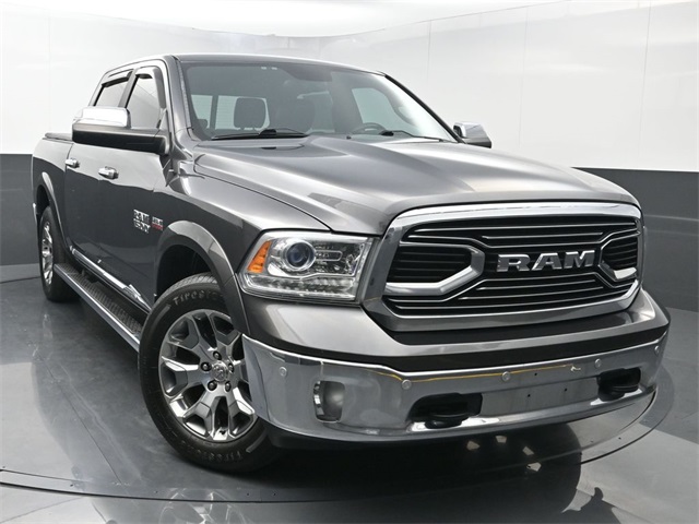 2017 RAM Ram 1500 Pickup Laramie Limited's photo