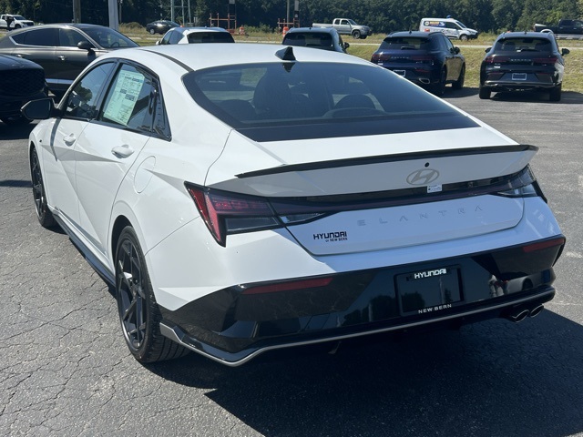 2025 Hyundai Elantra N Line photo 3