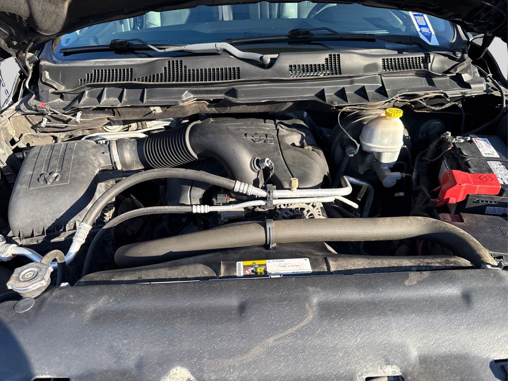 2016 Ram 1500 Laramie photo 9