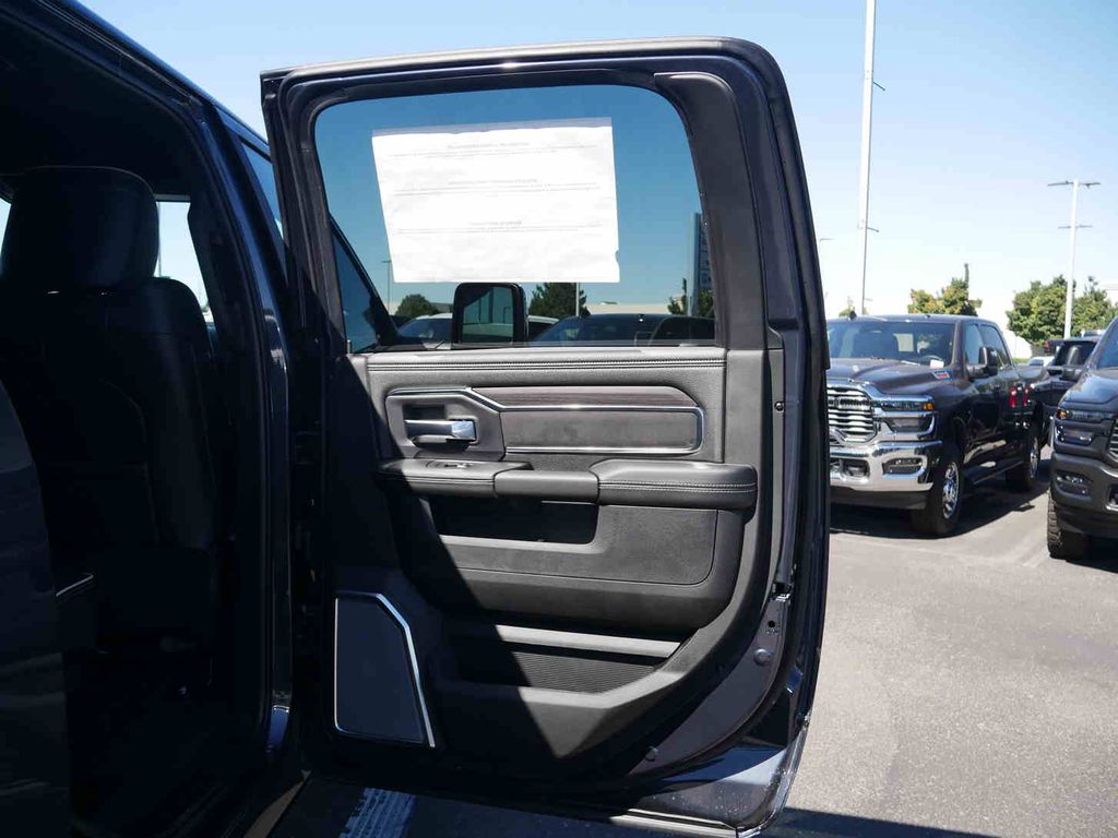 2026 Ram 3500 Laramie photo 20
