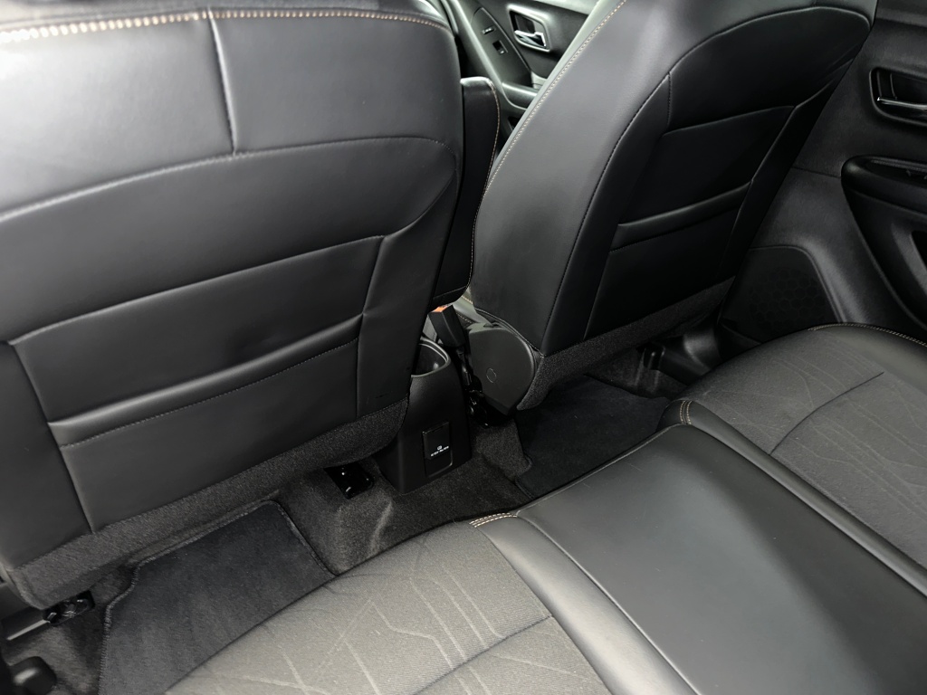 2022 Chevrolet Trax LT photo 13