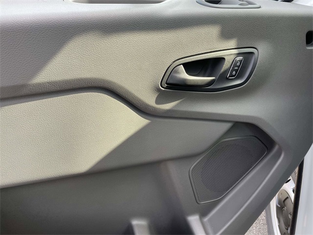 2025 Ford Transit Cargo Van photo 8