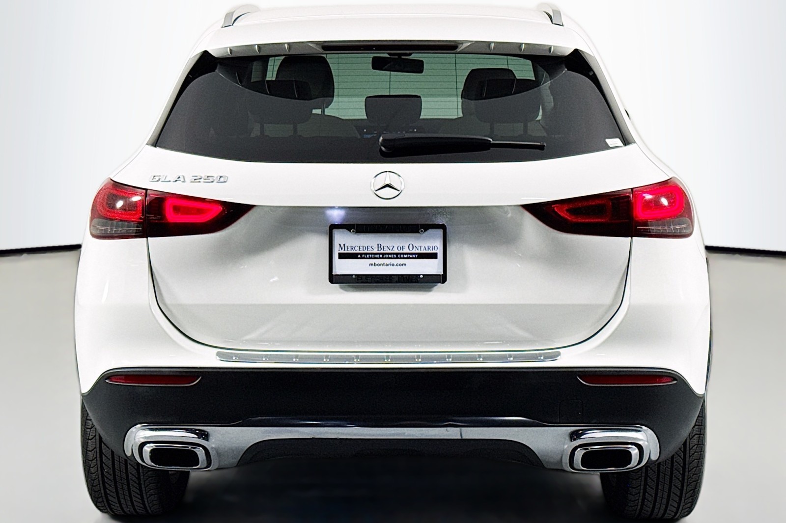 2022 Mercedes Benz GLA 250 photo 3