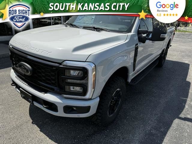 2025 Ford F-250 Super Duty Lariat's photo