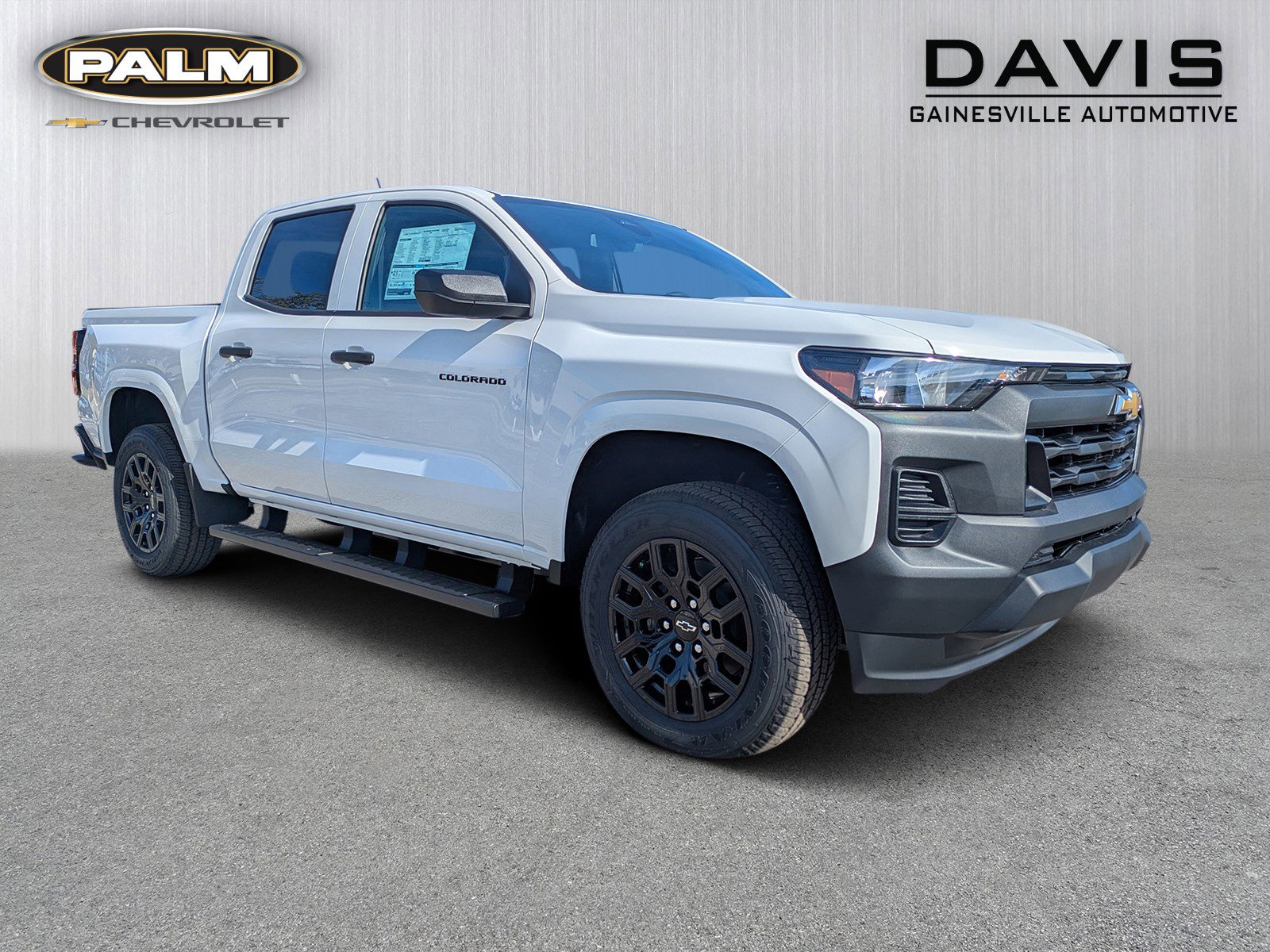 2026 Chevrolet Colorado Work Truck's photo