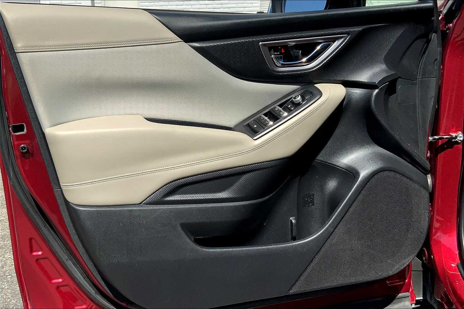 2020 Subaru Forester Premium photo 20