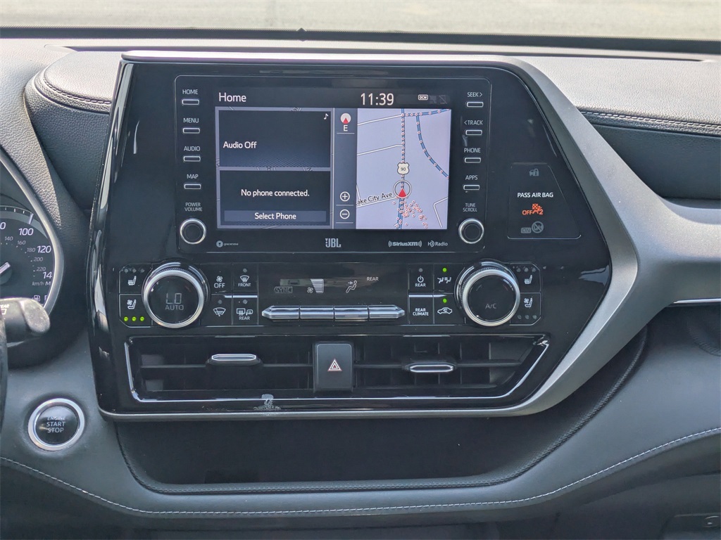 2020 Toyota Highlander Limited photo 18