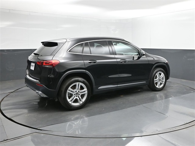 2023 Mercedes Benz GLA 250 photo 11