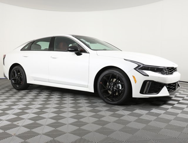 2026 Kia K5 GT-Line photo 2