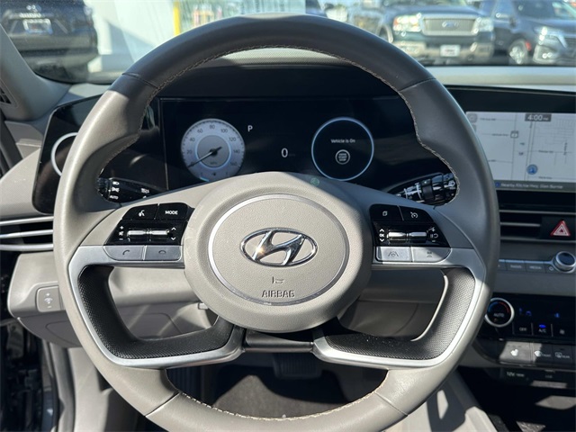 2023 Hyundai Elantra SEL Convenience photo 17