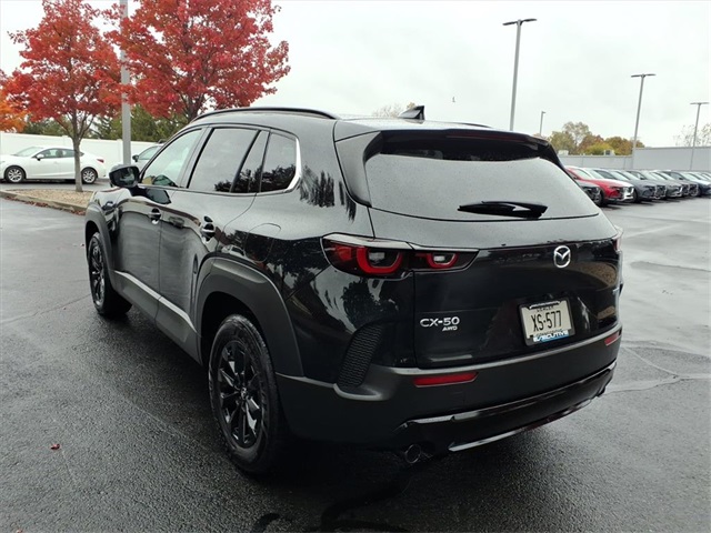 2025 Mazda CX-50 Premium photo 3