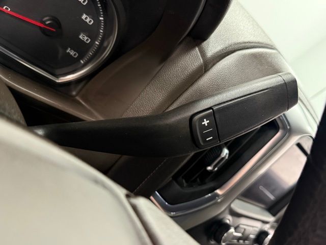 2020 Chevrolet Silverado 1500 RST photo 11