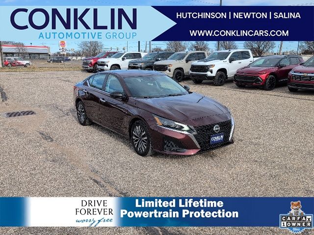 2025 Nissan Altima SV's photo