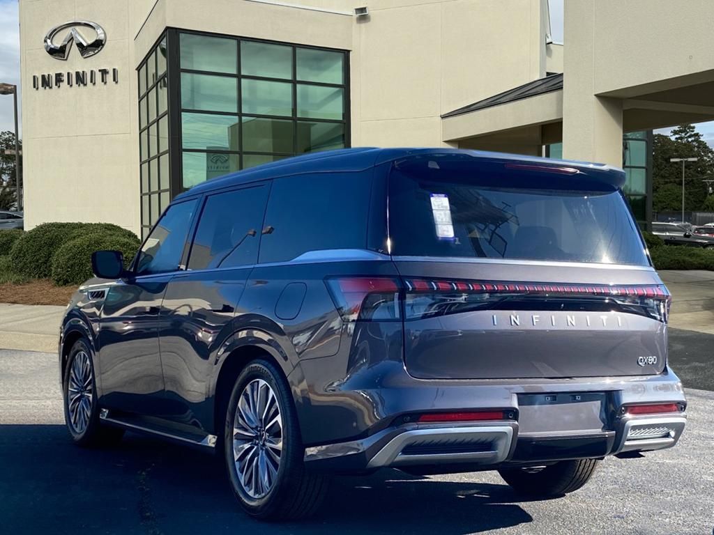 2025 Infiniti QX80 Luxe photo 4