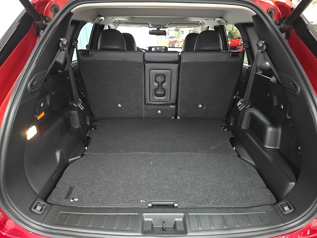 2023 Mitsubishi Outlander PHEV SEL photo 12
