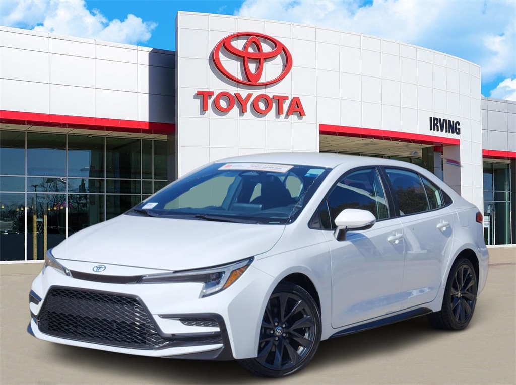 2024 Toyota Corolla SE's photo